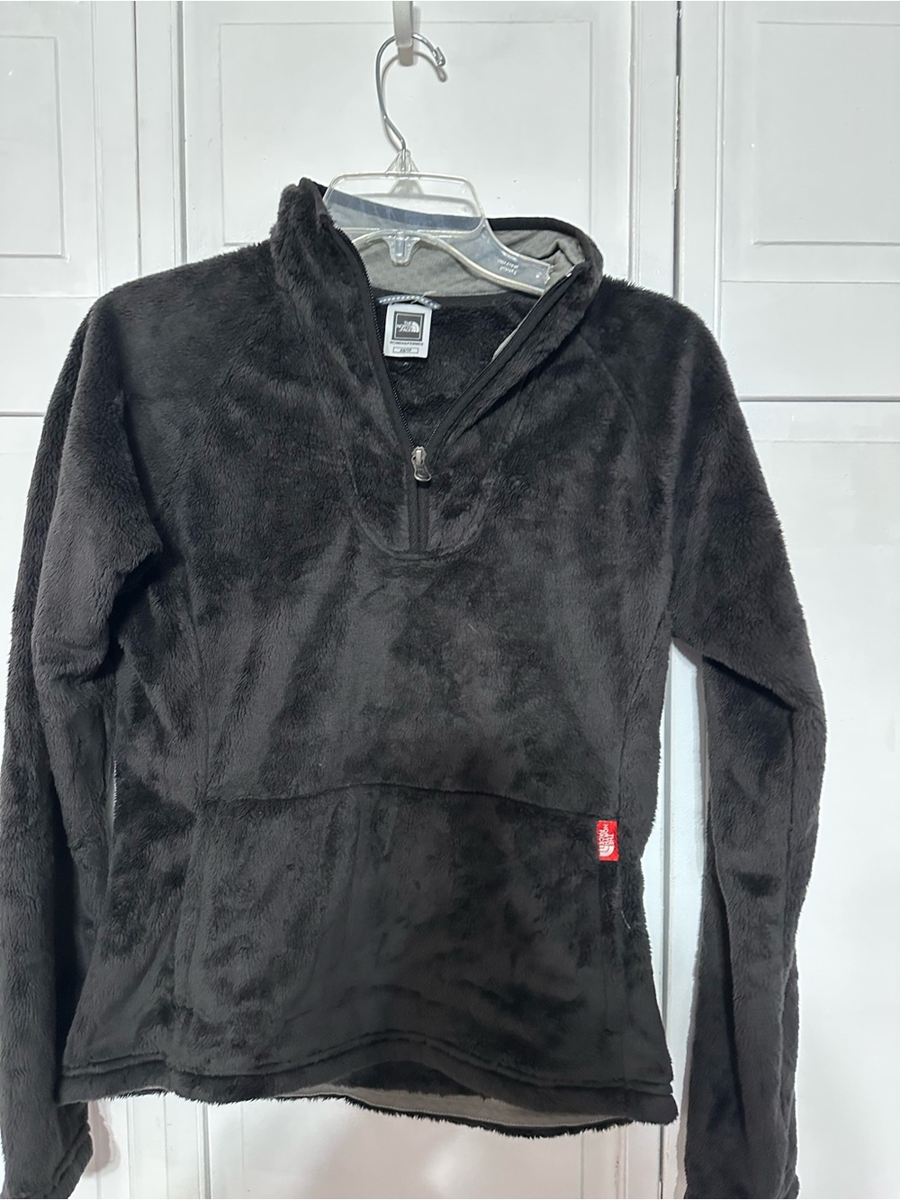 The North Face Men's Black Plush Half-Zip Fleece Pullover